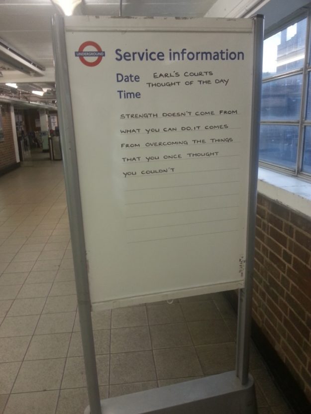 earl's court tube station